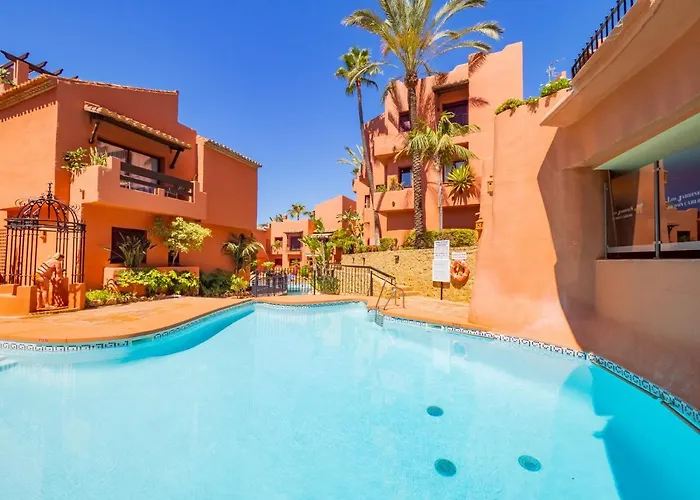 Cubo's & Parking Jardines De Don Carlos Lejlighed Marbella