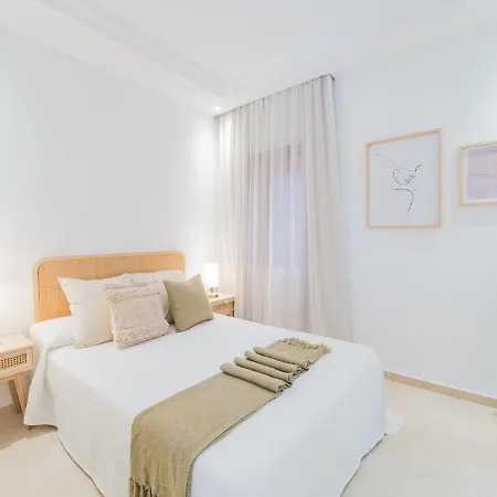 Cubo's & Parking Jardines De Don Carlos Apartment *