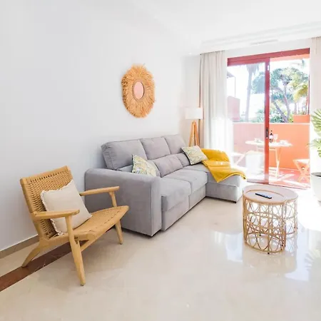 Cubo's & Parking Jardines De Don Carlos Apartman *