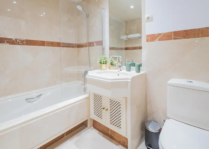 Apartment Cubo's & Parking Jardines De Don Carlos