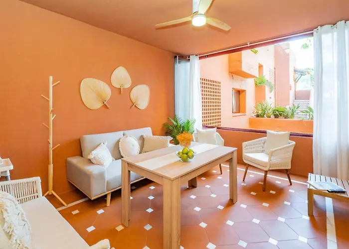 Cubo's & Parking Jardines De Don Carlos Apartment *